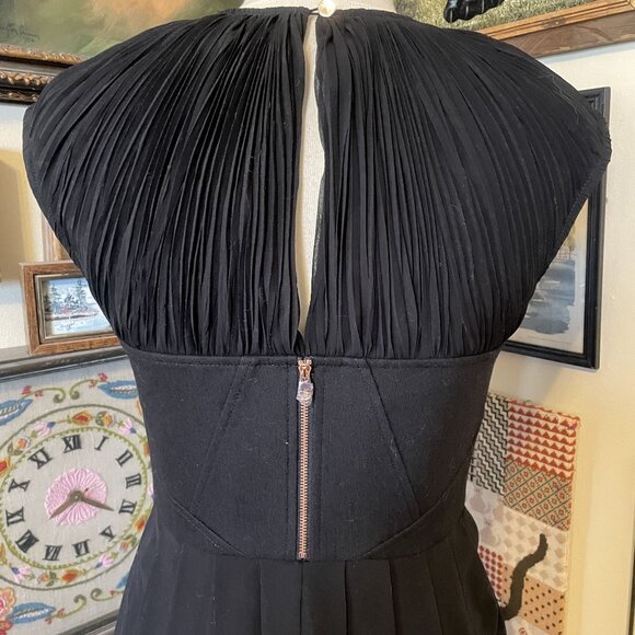 NWT Ted Baker Black Pleated Cap Sleeve Cocktail Dress With Back Zip Decor Size 4 - Picture 5 of 13
